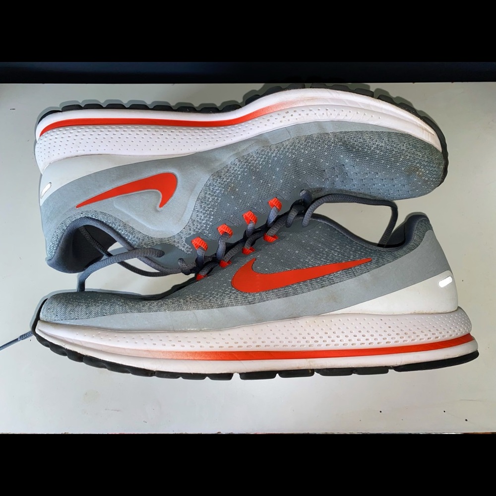 Men’s Nike Zoom Vomero 13 (Size 12)
